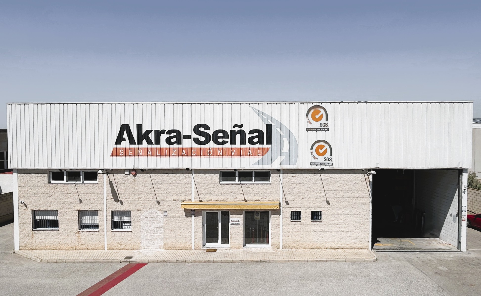 Bienvenidos a <strong>Akra-Señal</strong>