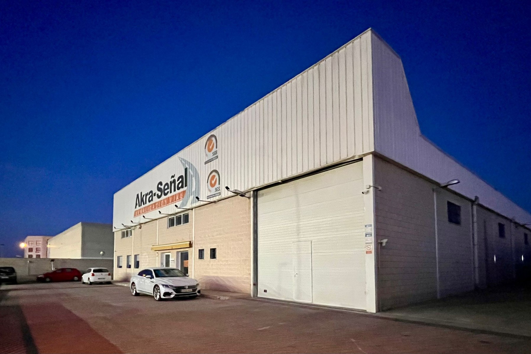 Bienvenidos a <strong>Akra-Señal</strong>