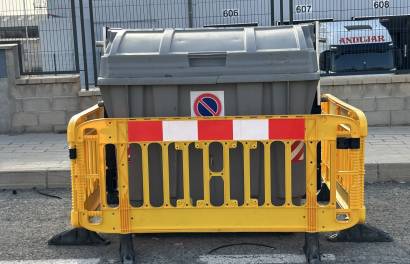 VALLAS DE CONTENCION DE PEATONES DE PLASTICO