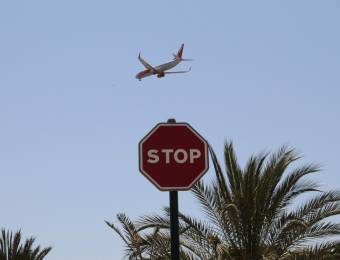 STOP DORSO CERRADO PARTE DELANTERA